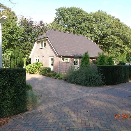 בית נופש Leuk Vakantiehuis 31